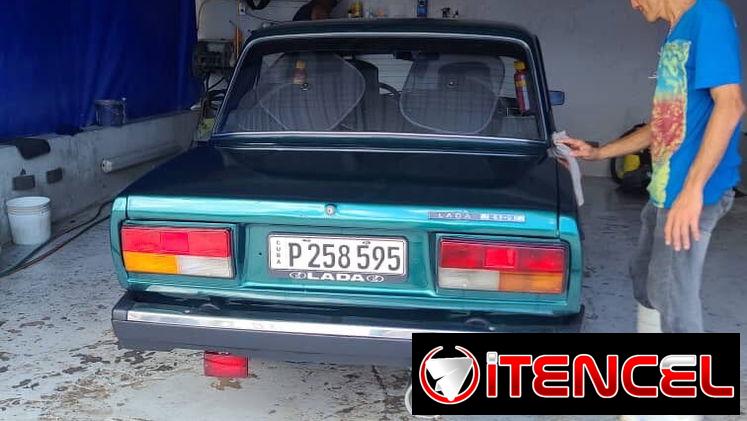 Se vende LADA