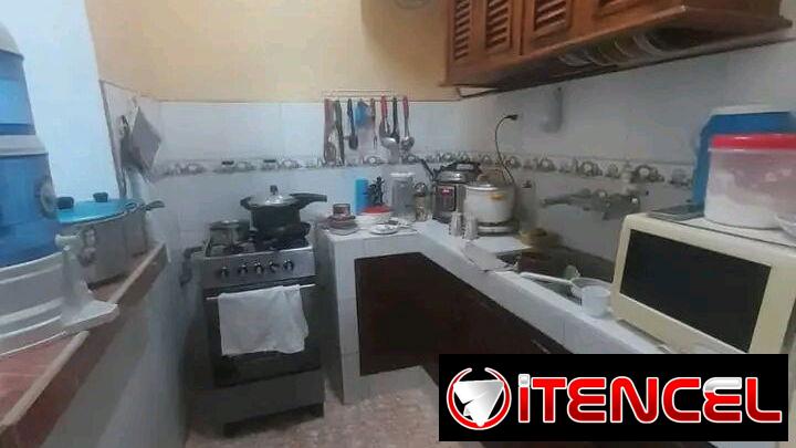 Apartamento con garaje en la Vibora