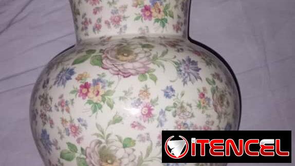 Se vende jarrón antiguo