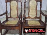 Sillones de madera, buen estado.