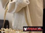 esto y mucho más en ropa,accesorios carteras y demás