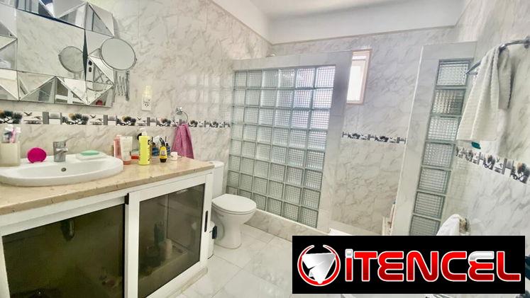 📱 Residencia de Una Planta con Máxima Seguridad y Confort Familiar