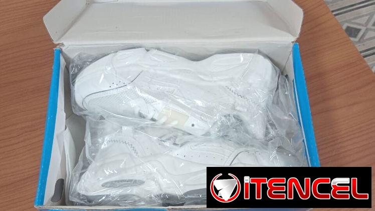 En venta zapatos estilo New Balance