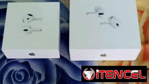 APPLE AIRPODS 4 Y APPLE AIRPODS PRO GEN 2 COMPRADO EN USA.