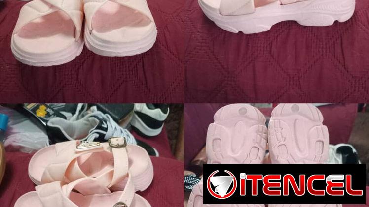 Sandalias para niñas color rosado y violetas.