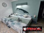 Hostal Las Palmas con Piscina y Jacuzzi Vacaciones en Familia