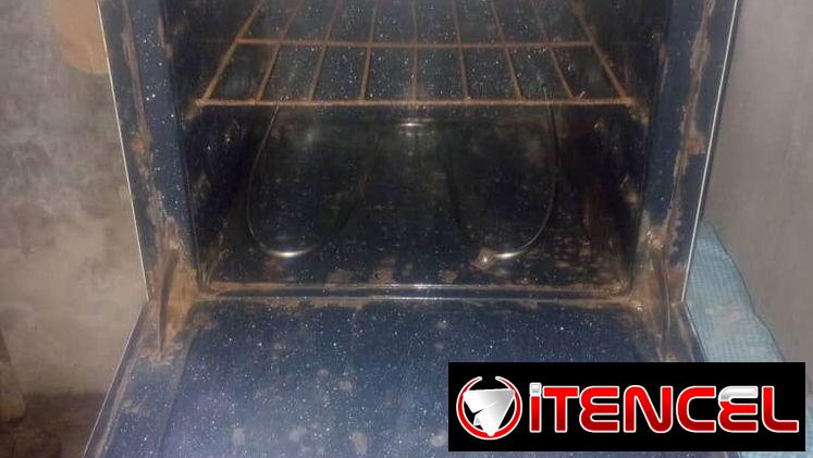 Vendo Horno eléctrico criollo. en buen estado con sus dos resistencias  una arriba y otra debajo y cable conector.