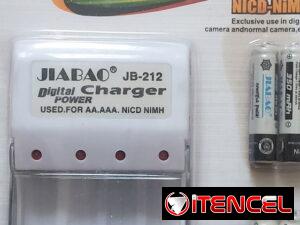 40796cb3d35c823acb8cf5575db01bf9d0839b5655ceb416162a8a1ef121b3ef