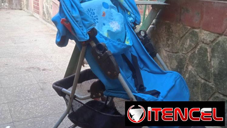 Vendo coche de tres ruedas