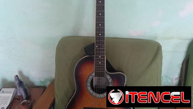 Guitarra electroacústica