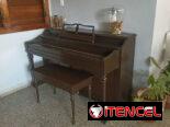 Piano vertical