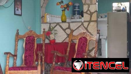 Se vende o se permuta una casa biplanta en marianao