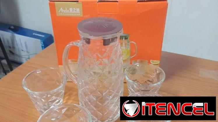 JUEGO DE JARRA DE VIDRIO CON 4 VASOS, ENTREGA DE FACTURA, VARIEDAD DE ÚTILES DEL HOGAR, ETC