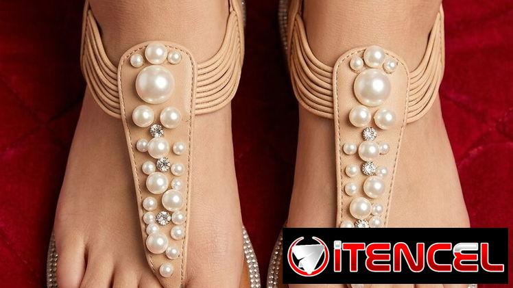 Sandalias de mujer. Varios números