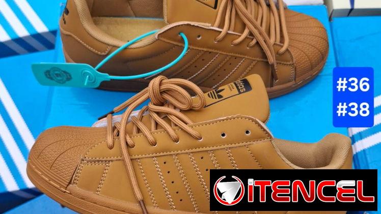 Tenis Nike de hombre y mujer buena calidad