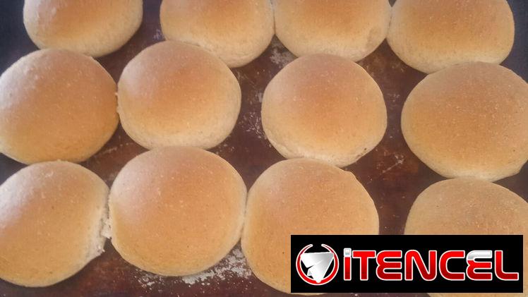 Soy panadero tengo 8 años de experiencia y estoy buscando trabajo de lo q sea se hacer todo en una panadería