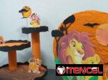 Piñatas, bases para cupcakes y más