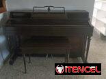 Piano vertical