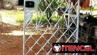 Herrería:puertas, ventanas, portones, techos, soporte de paneles
