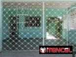 Herrería:puertas, ventanas, portones, techos, soporte de paneles