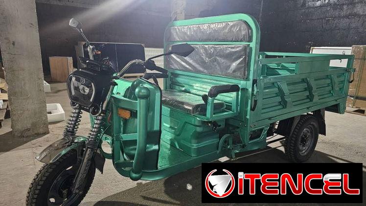 TRICICLO Y BICIMOTO