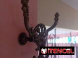 Vendo colgante antiguo de bronce de pared.