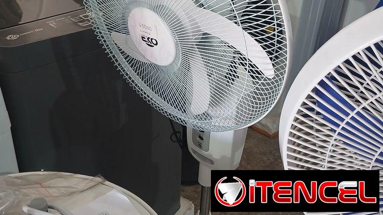 Ventilador RECARGABLE de Pedestal