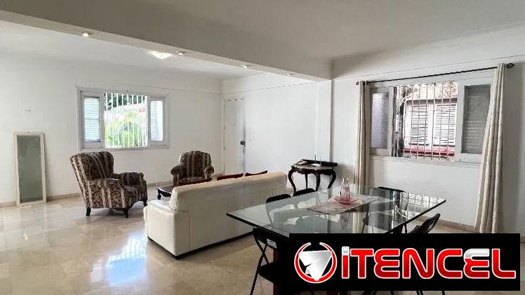 Renta en Miramar de apartamento de 3 habitaciones y 2 baños
