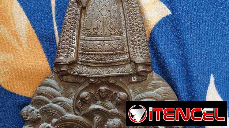 Sagrado Corazón de Jesús y Virgen del Cobre