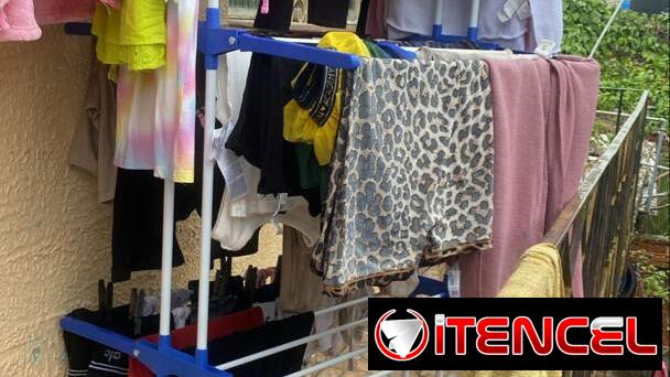 Tendedero plegable con ruedas