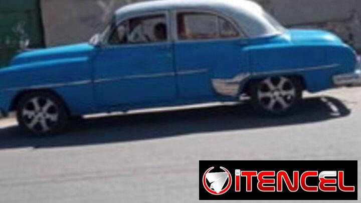 se vende o se cambia Chevrolet 52  con mecánica de hunday H  100con papeles en orden