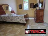 PLAYA, LA SIERRA, CASA INDEPENDIENTE PROPETARIOS ANTES DE LA REVOLUCIÓN, ÓPTIMO ESTADO,  4 HABITACIONES, 2 BAÑOS, GARAJE