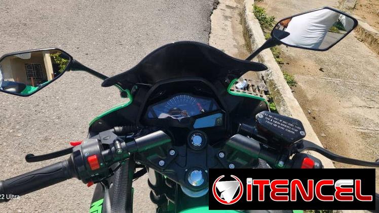 IZUKI HURACAN 250cc