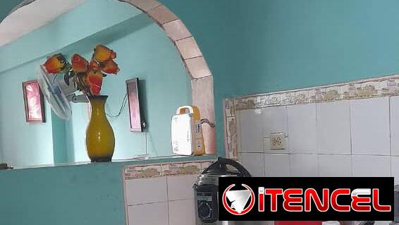 Se vende o se permuta una casa biplanta en marianao