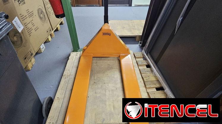⬆️ TRASPALETA ‼️ 3.000 KG ‼️ 〰️ NUEVAS ⚠️
