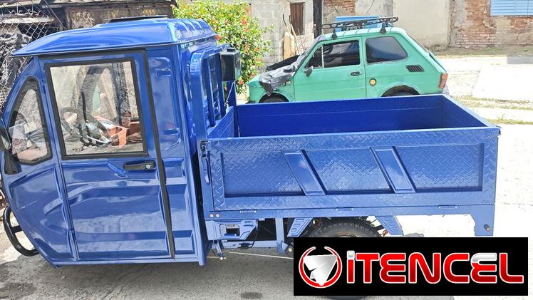 Triciclo con cabina cerrada nuevo