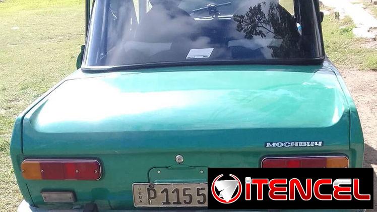 Moskovich 2140 con motor de geelly CK y caja 5ta de Lada