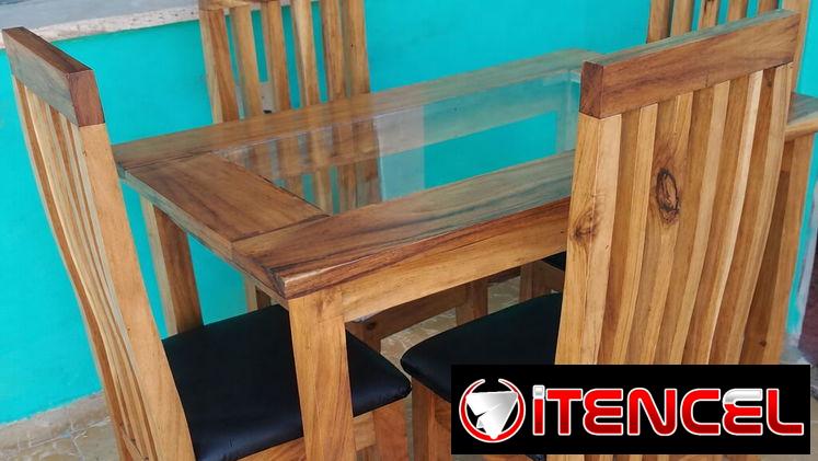 Comedores de madera y de tubos