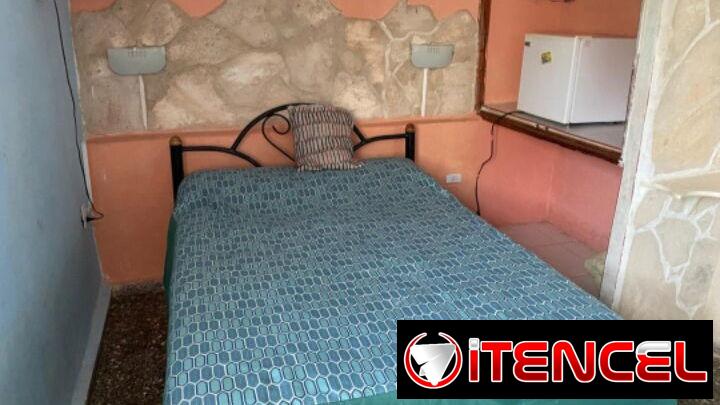 Habitación en Vedado en renta 🏡 | 20 USD/noche 💵 | Aire acondicionado ❄️ | Mascotas 🐾 | Corta estancia La Habana 📍♐️
