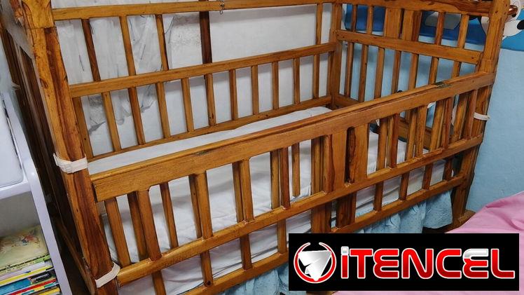 Cuna de madera