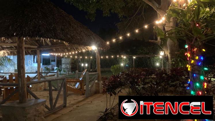Casas en la playa. Casa en Guanabo con piscina y cerca de la playa🦋