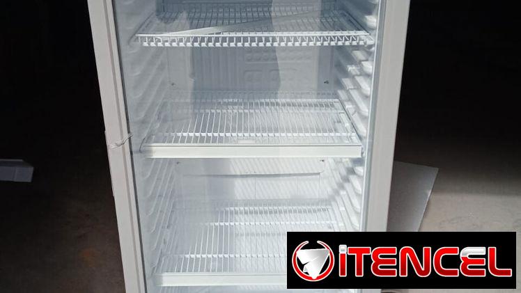 Exhibidor vertical Milexus 13 pies