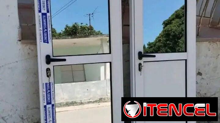 ☎️Realizamos todo tipo de diseños modernos en carpintería de aluminio y cristalería .   *Llena de estilo y vida tu hogar