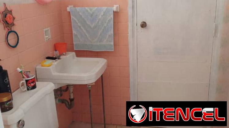 Apartamento en Cerro. Parque de Tulipan.