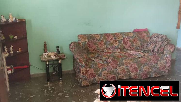 Apartamento en Los Pinos Arroyo Naranjo,3 cuartos.