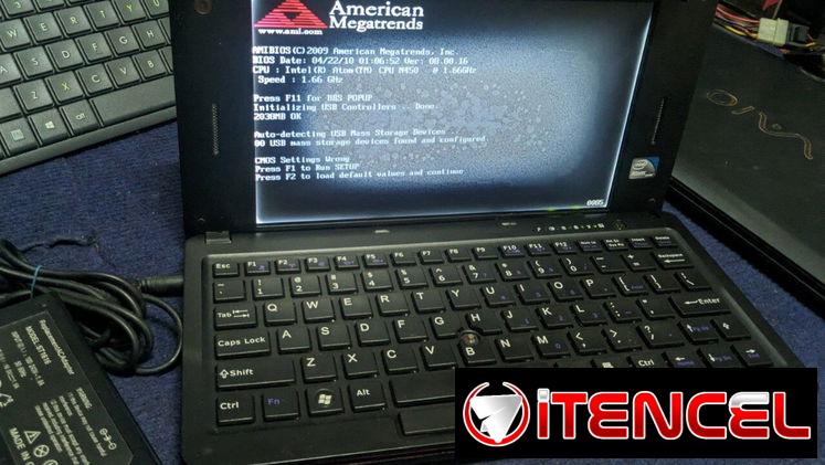 🉐LAPTOP DE 8 PULGADAS, MICRO INTEL ATOM M450 ,2GB RAM DDR2, SIN DISCO DURO