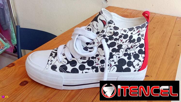 Tenis Mickey mouse