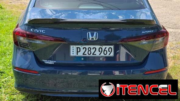 vendo  o recojo menor honda civic 2025 solo 8500km caminados carro nuevo