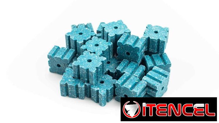 Veneno para ratones ! Son pastillas que tienen un olor que atrae a los ratones y cuando se lo comen luego mueren .