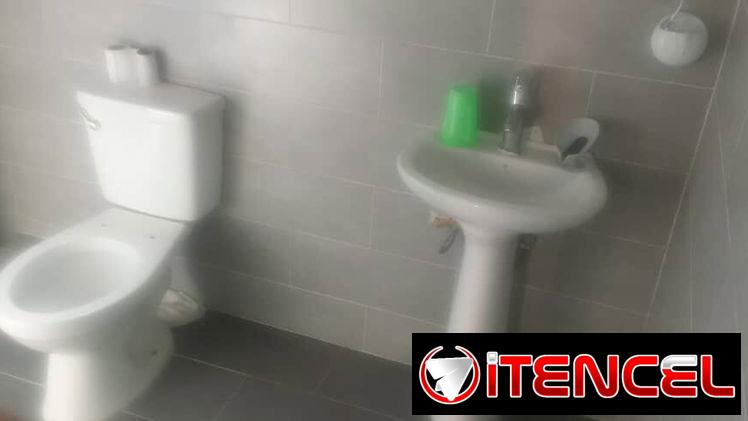 Casa de 2/4 puerta calle en Lawton cerca de luyano con portal garaje patio techo libre moderna cisterna y tanque elevado